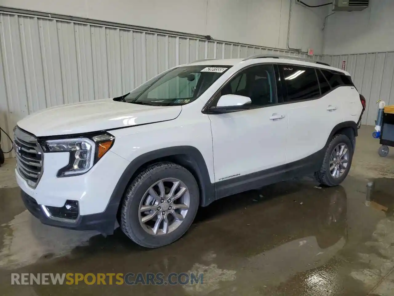 1 Photograph of a damaged car 3GKALVEG7RL365360 GMC TERRAIN 2024