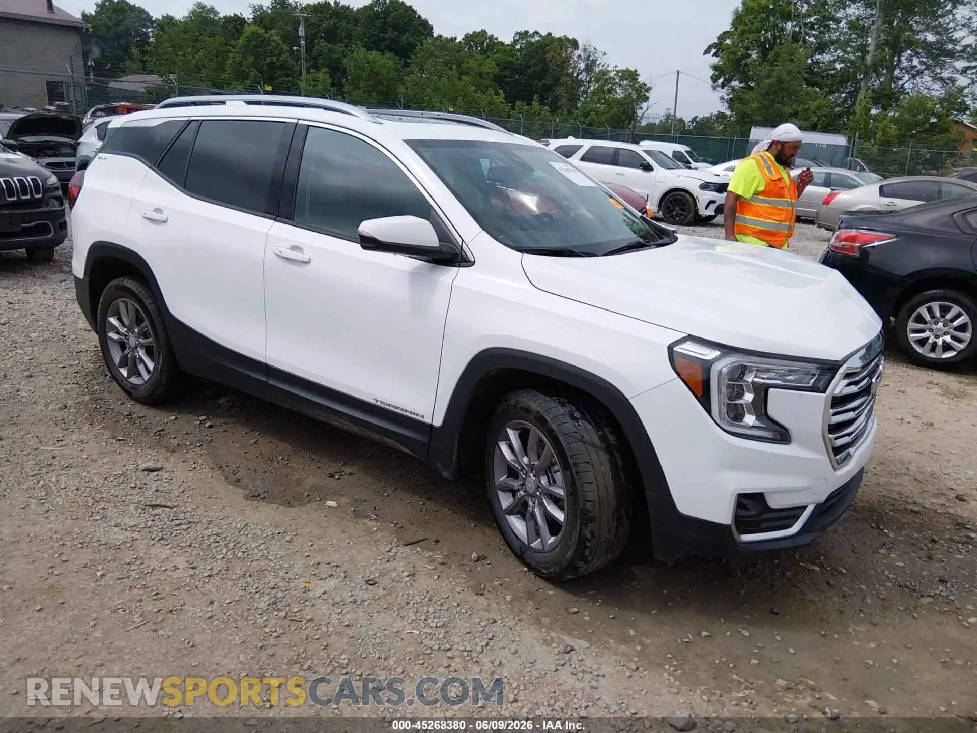 1 Photograph of a damaged car 3GKALVEG7RL391439 GMC TERRAIN 2024