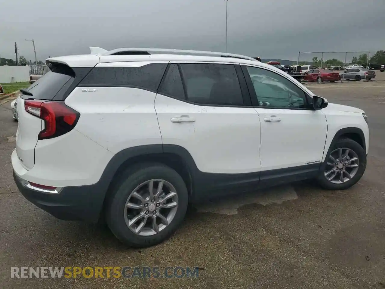 3 Photograph of a damaged car 3GKALVEG8RL142907 GMC TERRAIN 2024