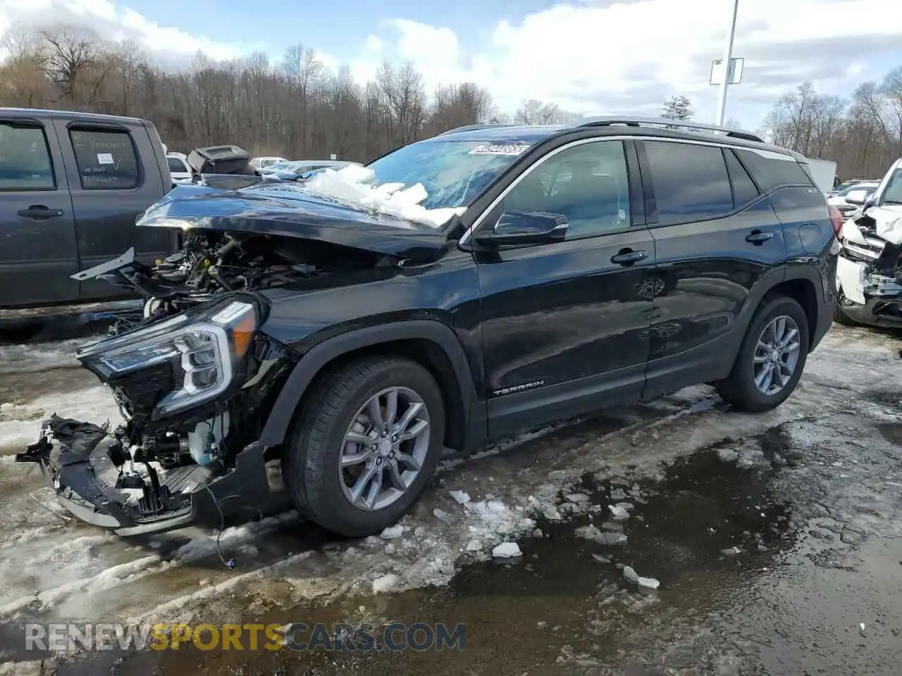 1 Photograph of a damaged car 3GKALVEG8RL152398 GMC TERRAIN 2024