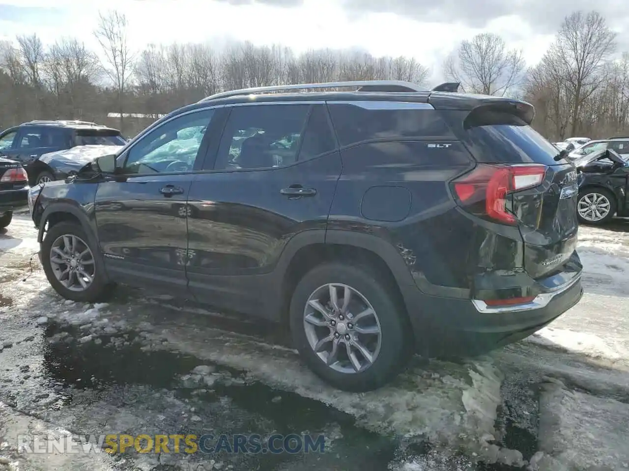 2 Photograph of a damaged car 3GKALVEG8RL152398 GMC TERRAIN 2024