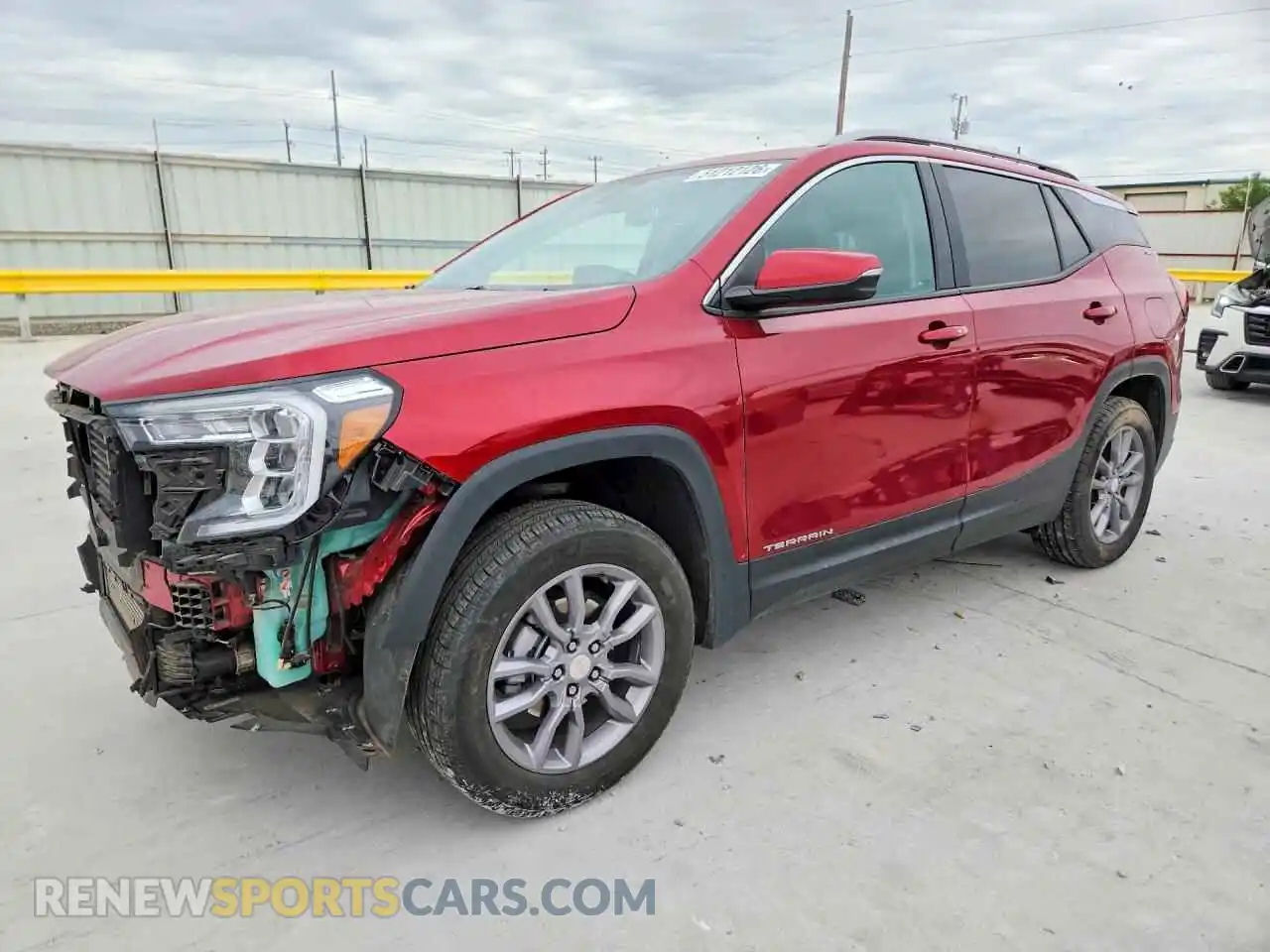 1 Photograph of a damaged car 3GKALVEG8RL210736 GMC TERRAIN 2024