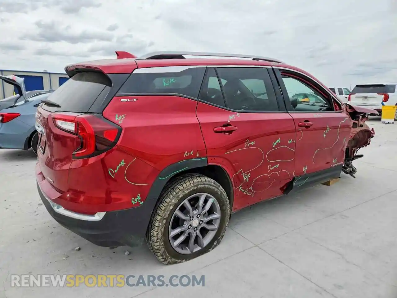 3 Photograph of a damaged car 3GKALVEG8RL210736 GMC TERRAIN 2024