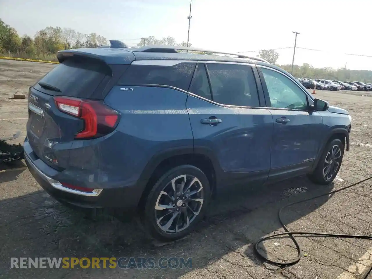 3 Photograph of a damaged car 3GKALVEG8RL217492 GMC TERRAIN 2024
