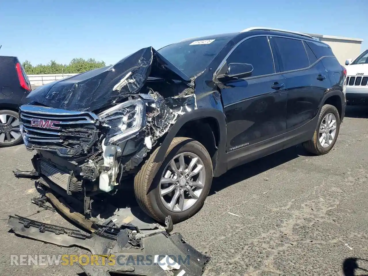 1 Photograph of a damaged car 3GKALVEG8RL235006 GMC TERRAIN 2024