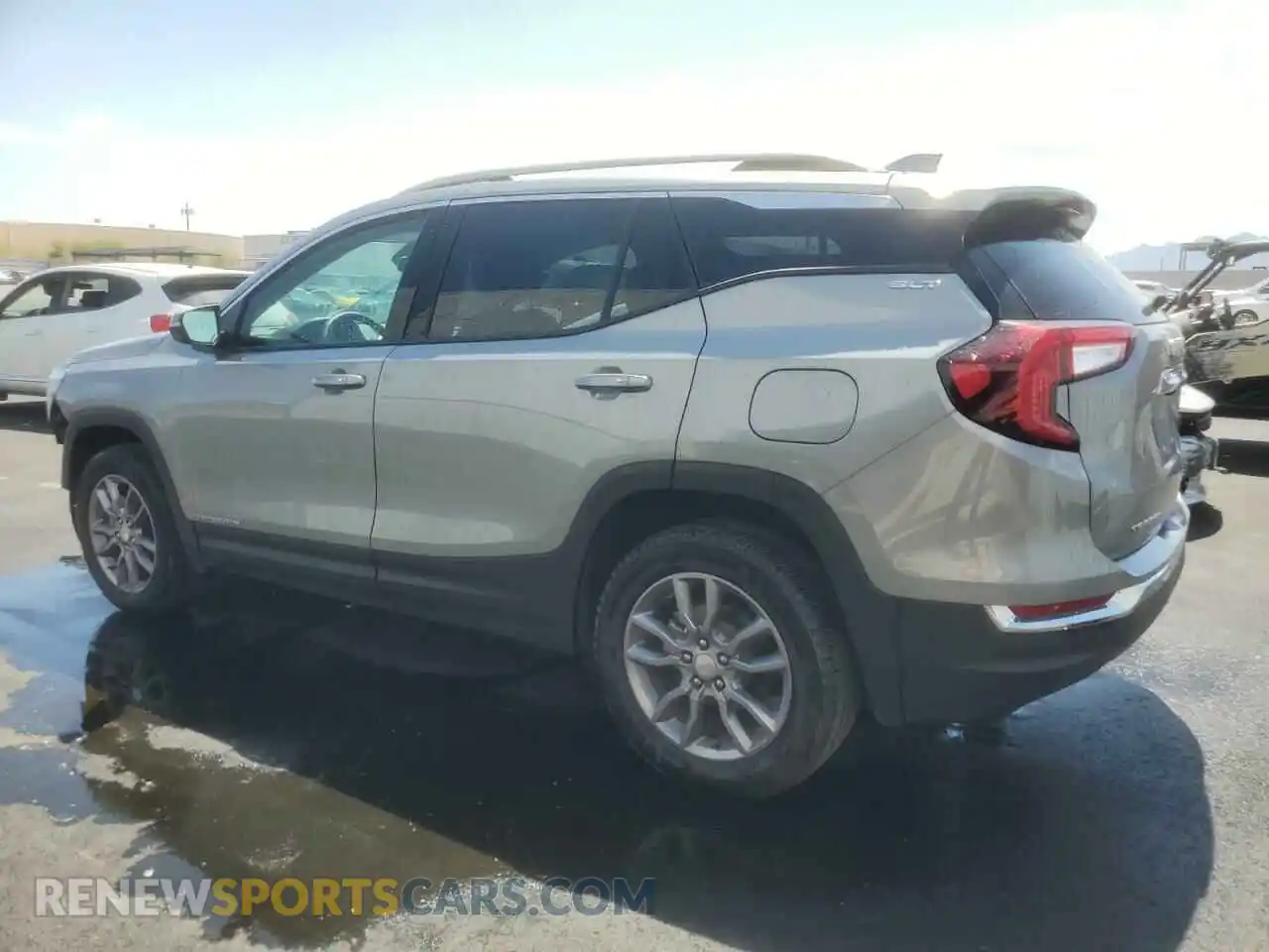 2 Photograph of a damaged car 3GKALVEG8RL251030 GMC TERRAIN 2024