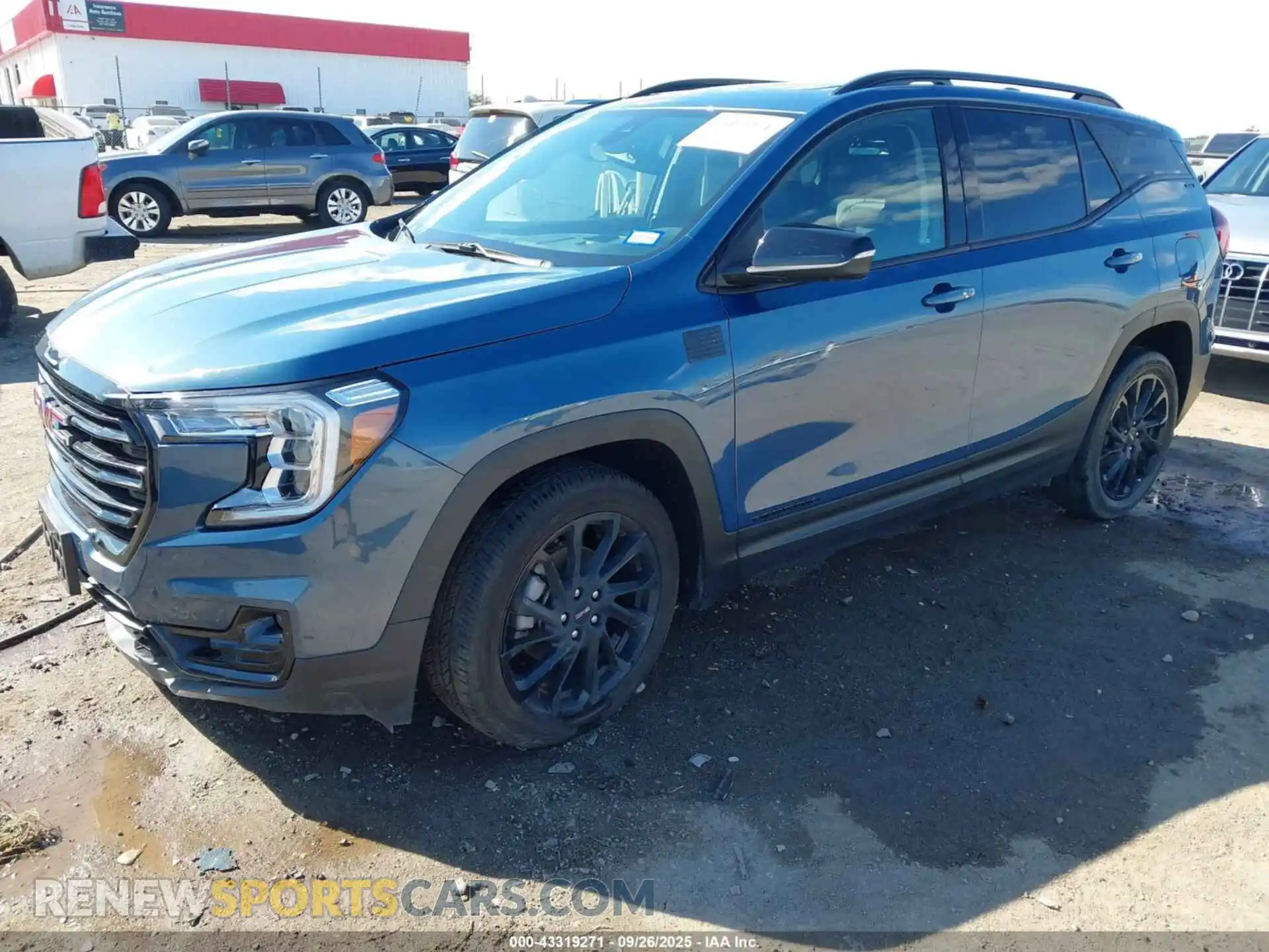 2 Photograph of a damaged car 3GKALVEG8RL252971 GMC TERRAIN 2024
