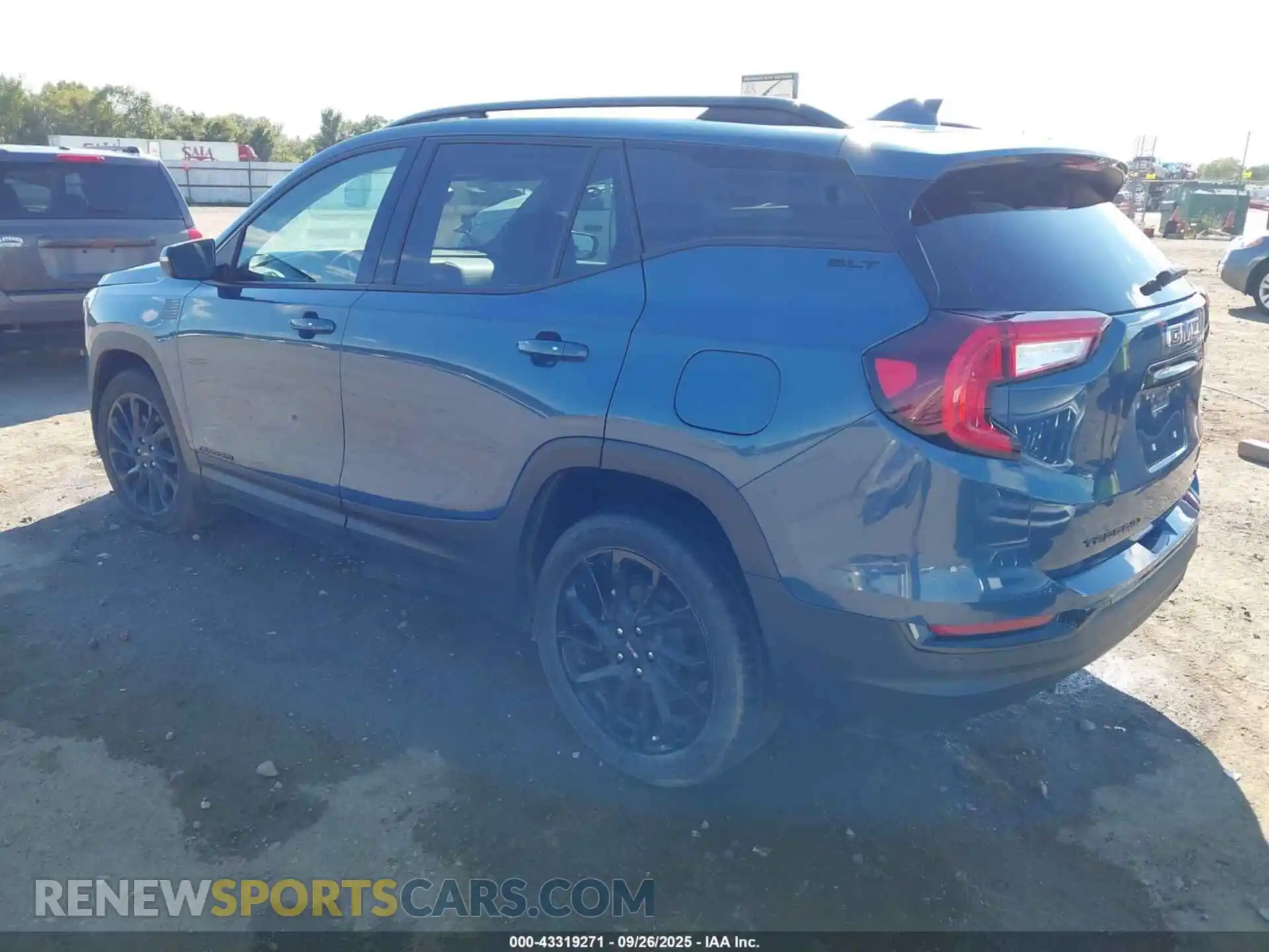 3 Photograph of a damaged car 3GKALVEG8RL252971 GMC TERRAIN 2024