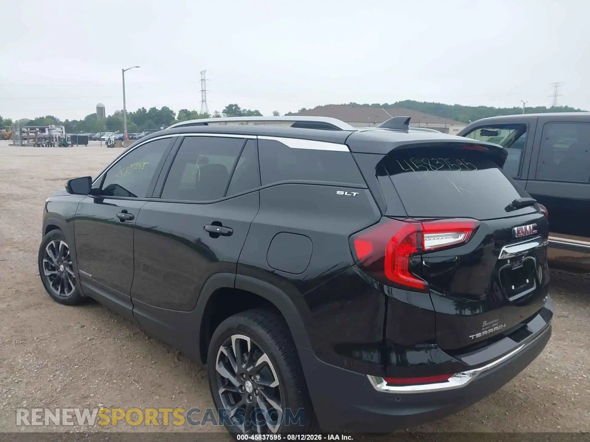 3 Photograph of a damaged car 3GKALVEG8RL259208 GMC TERRAIN 2024