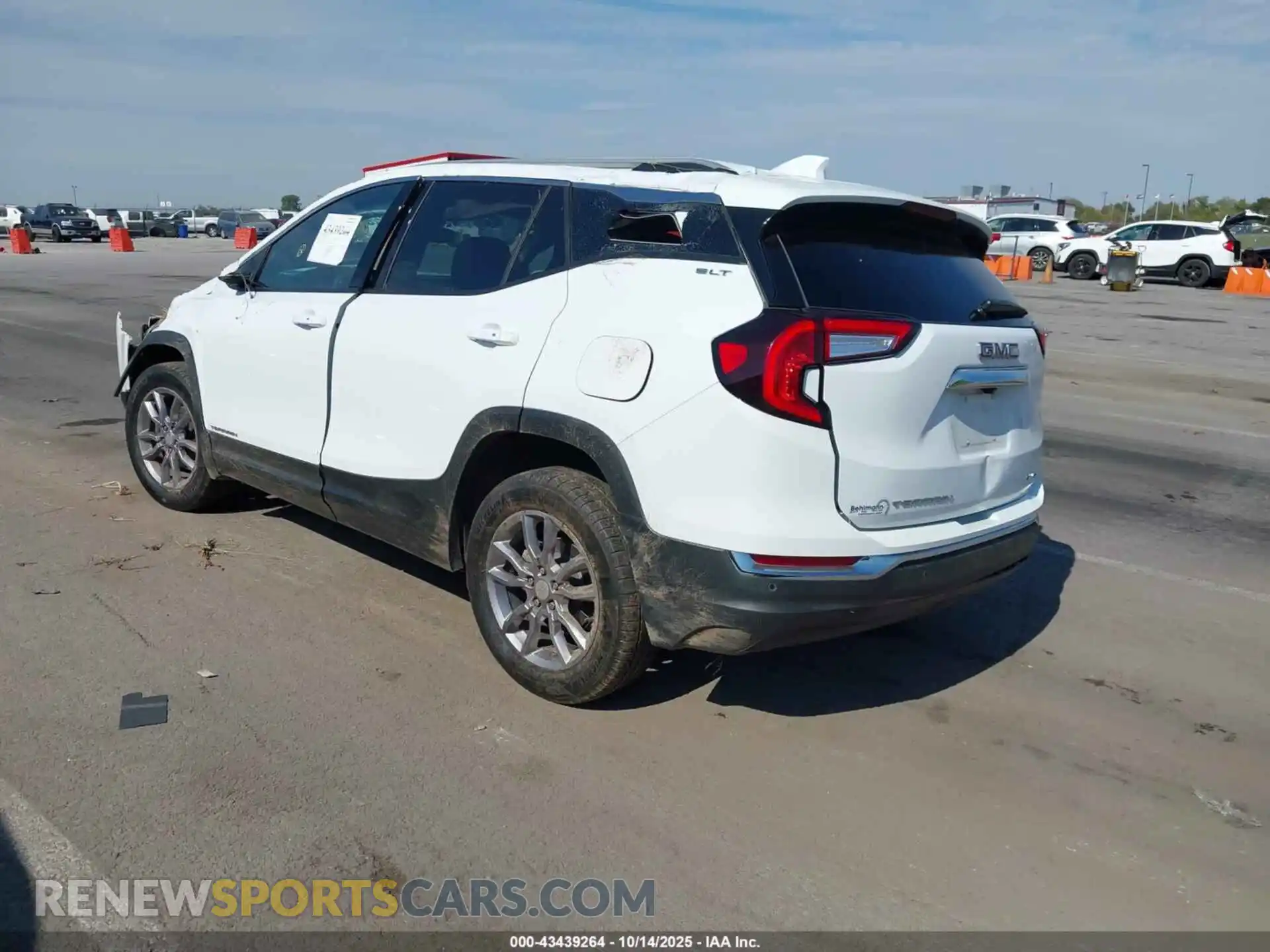 3 fotografías del automóvil dañado 3GKALVEG8RL282231 GMC TERRAIN 2024