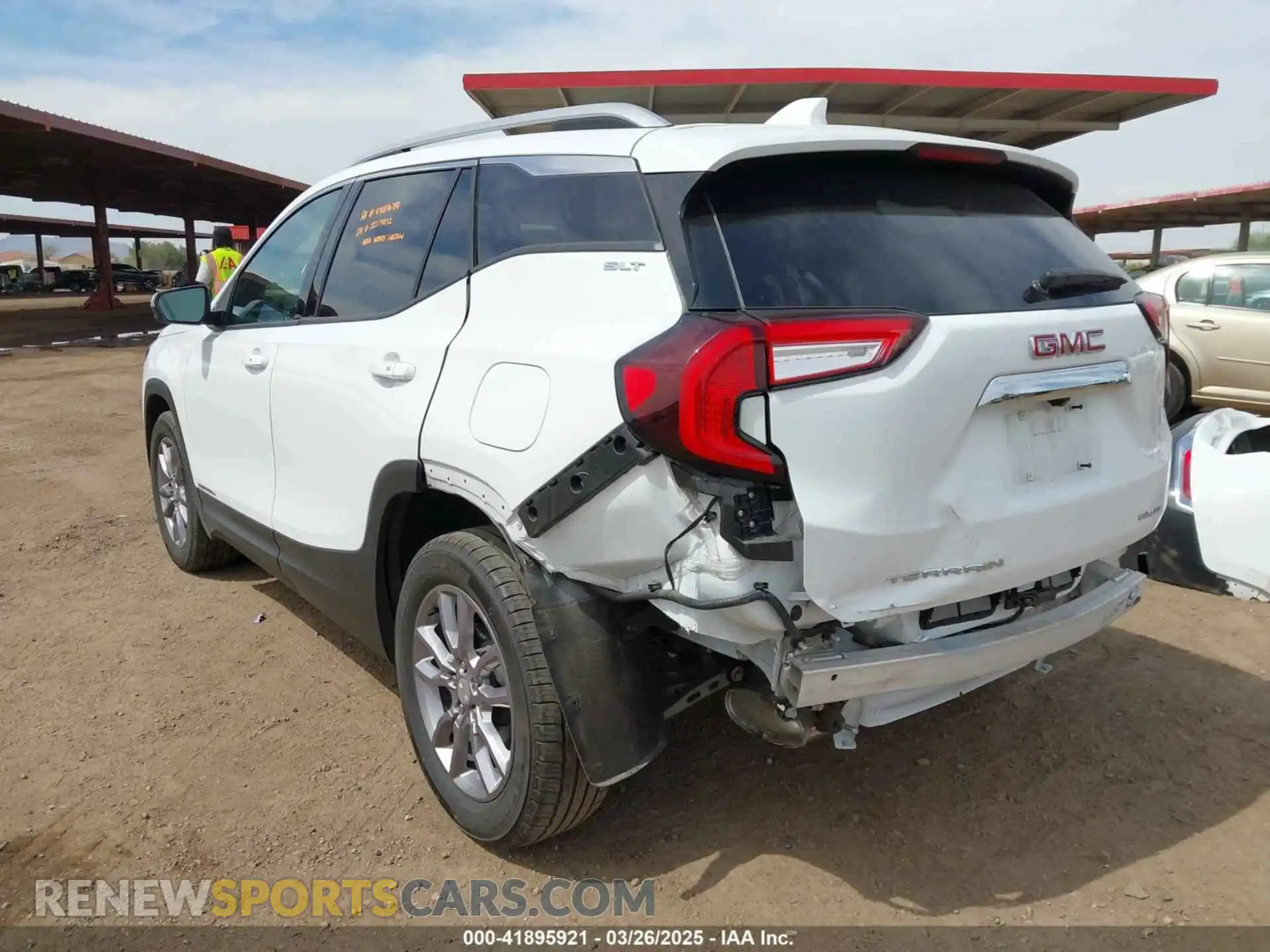 3 Photograph of a damaged car 3GKALVEG8RL299613 GMC TERRAIN 2024