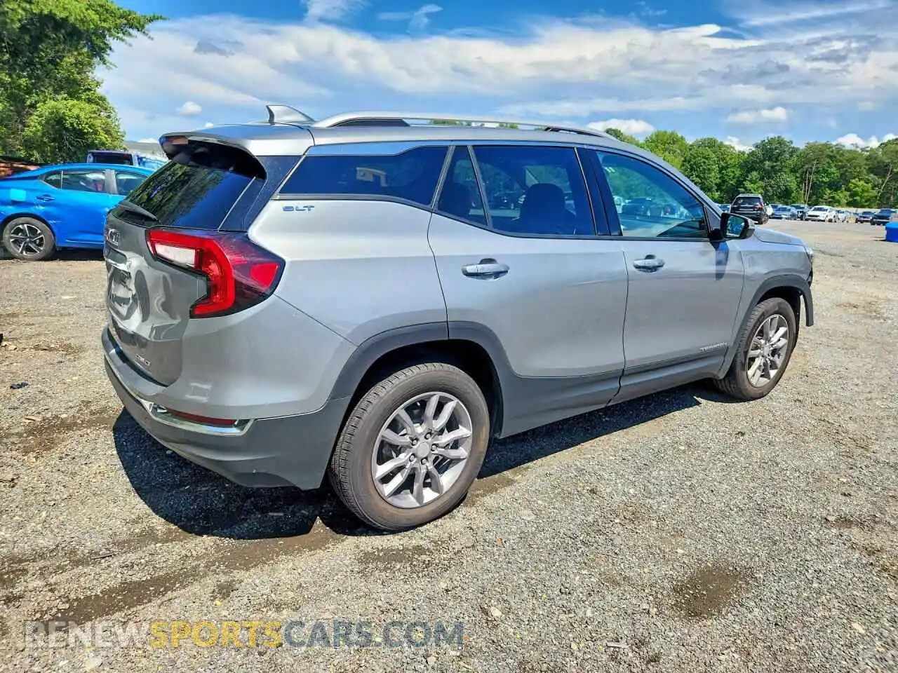 3 Photograph of a damaged car 3GKALVEG8RL306723 GMC TERRAIN 2024