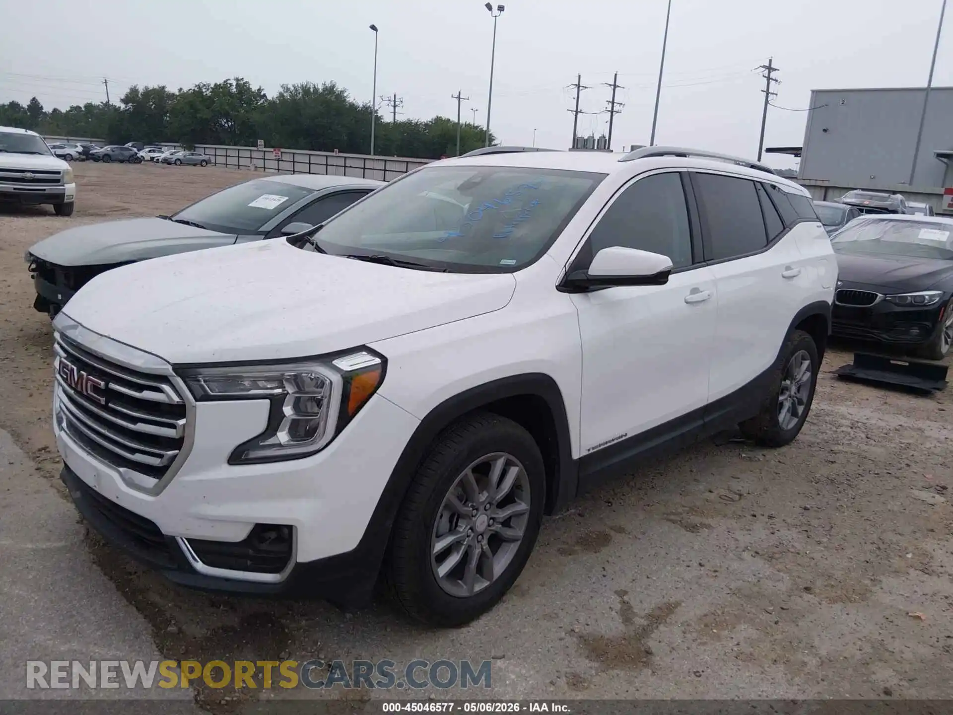 2 Фотография поврежденного автомобиля 3GKALVEG8RL314773 GMC TERRAIN 2024
