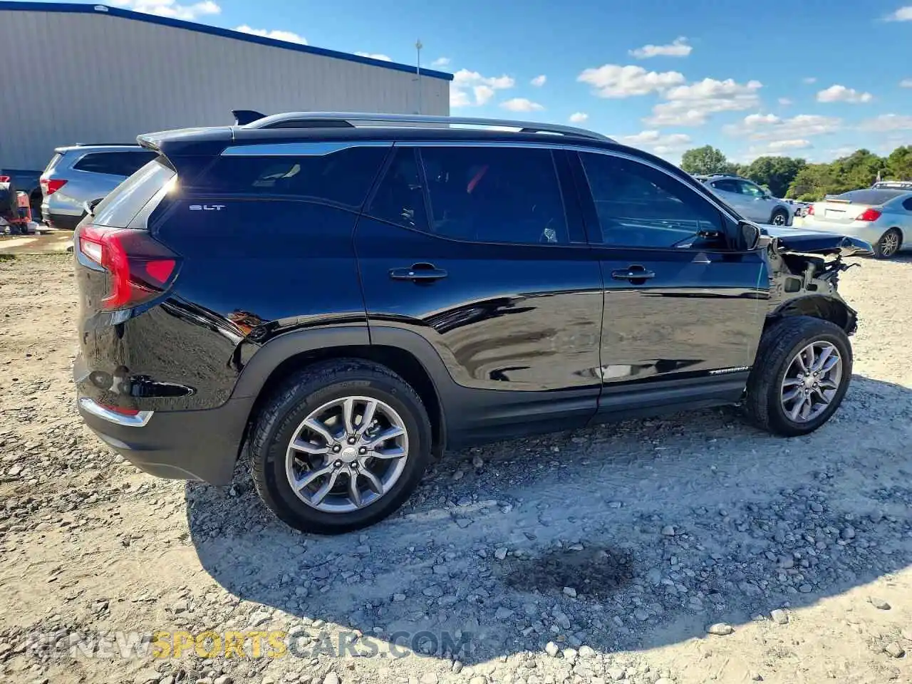 3 Photograph of a damaged car 3GKALVEG8RL315776 GMC TERRAIN 2024