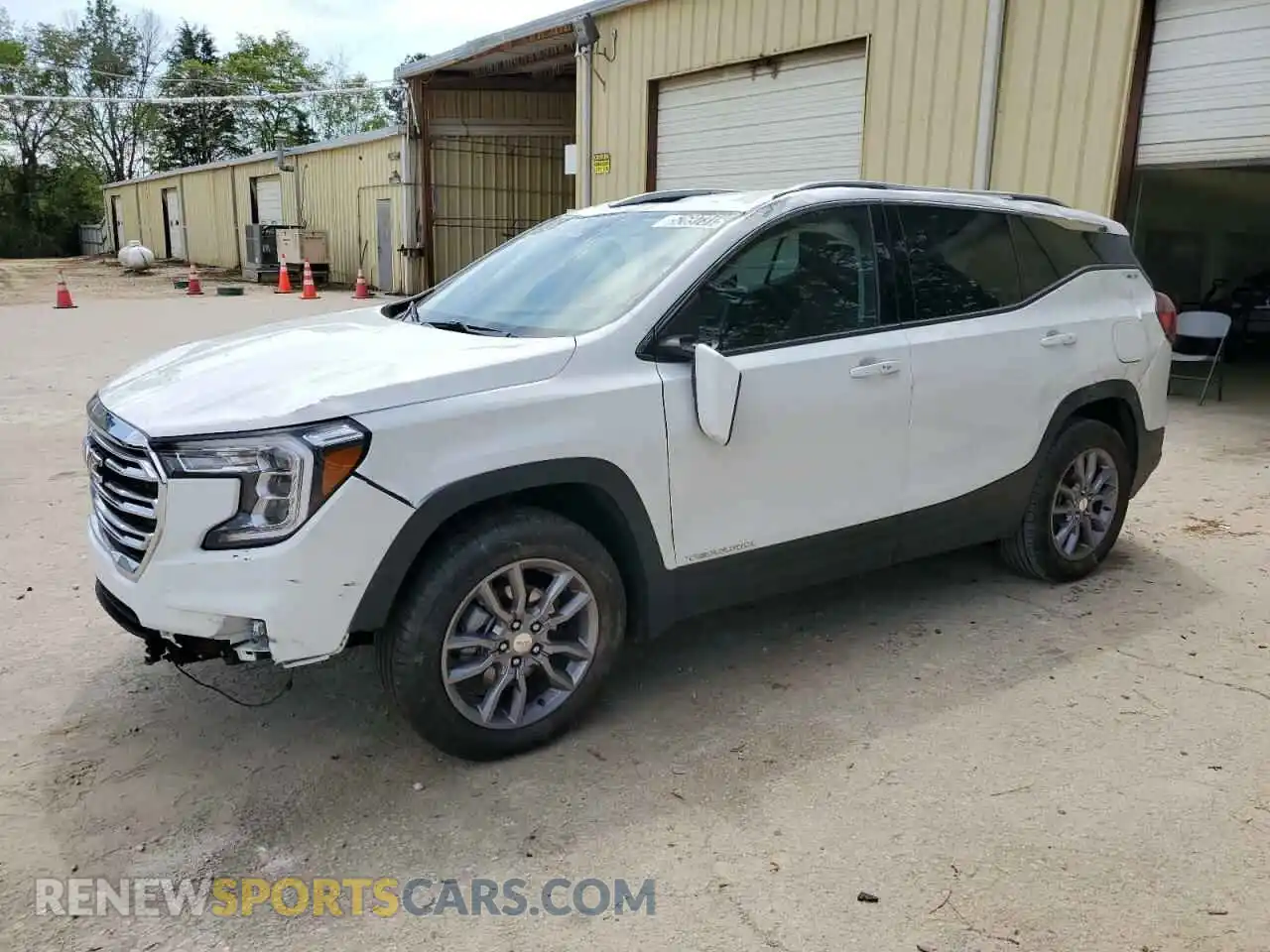 1 Photograph of a damaged car 3GKALVEG8RL379316 GMC TERRAIN 2024