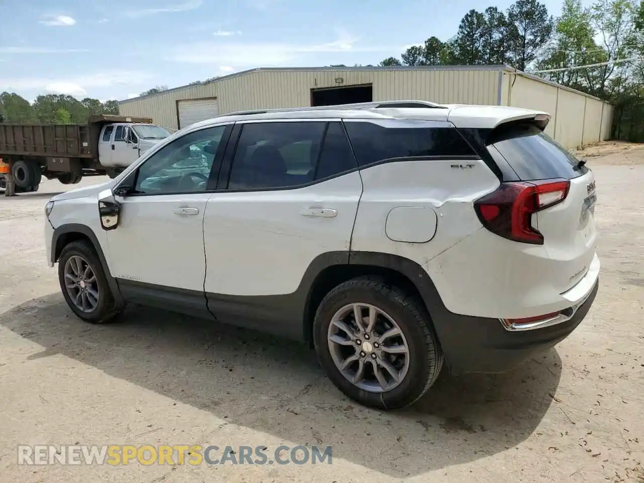 2 Photograph of a damaged car 3GKALVEG8RL379316 GMC TERRAIN 2024
