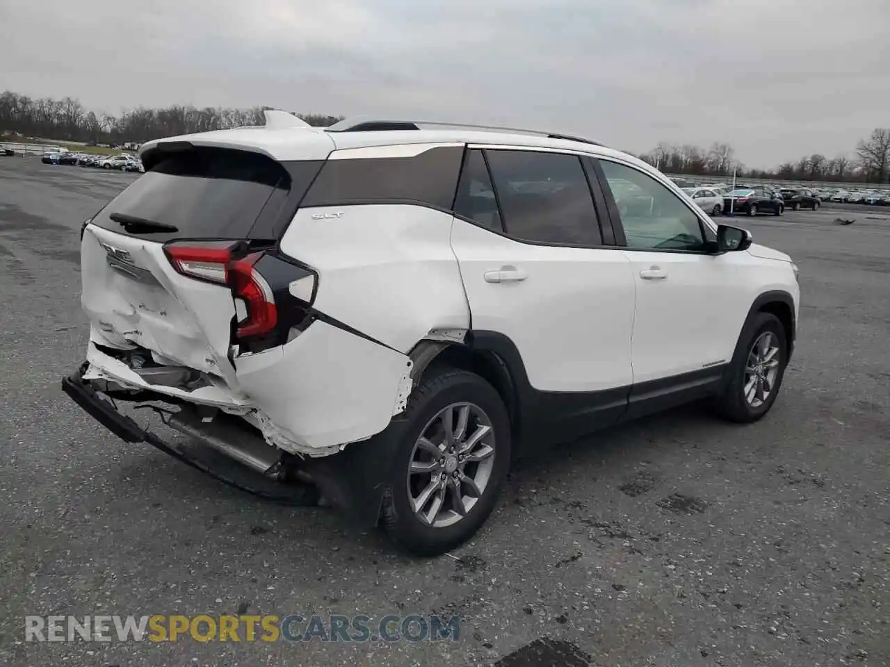 3 Photograph of a damaged car 3GKALVEG9RL198192 GMC TERRAIN 2024