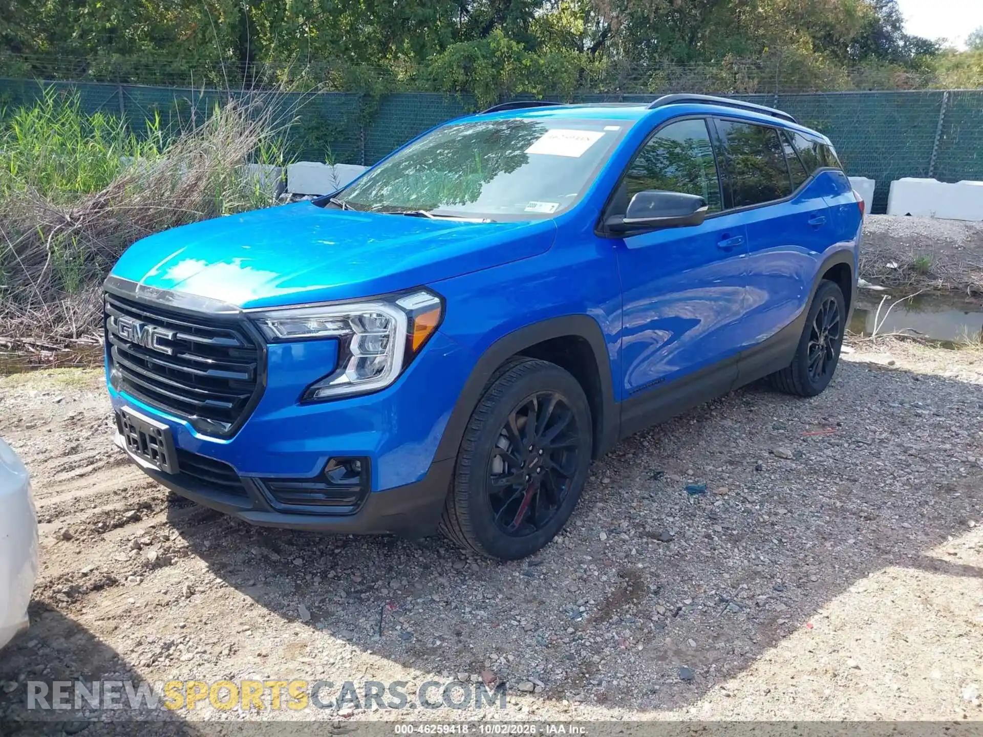 2 Photograph of a damaged car 3GKALVEG9RL285641 GMC TERRAIN 2024