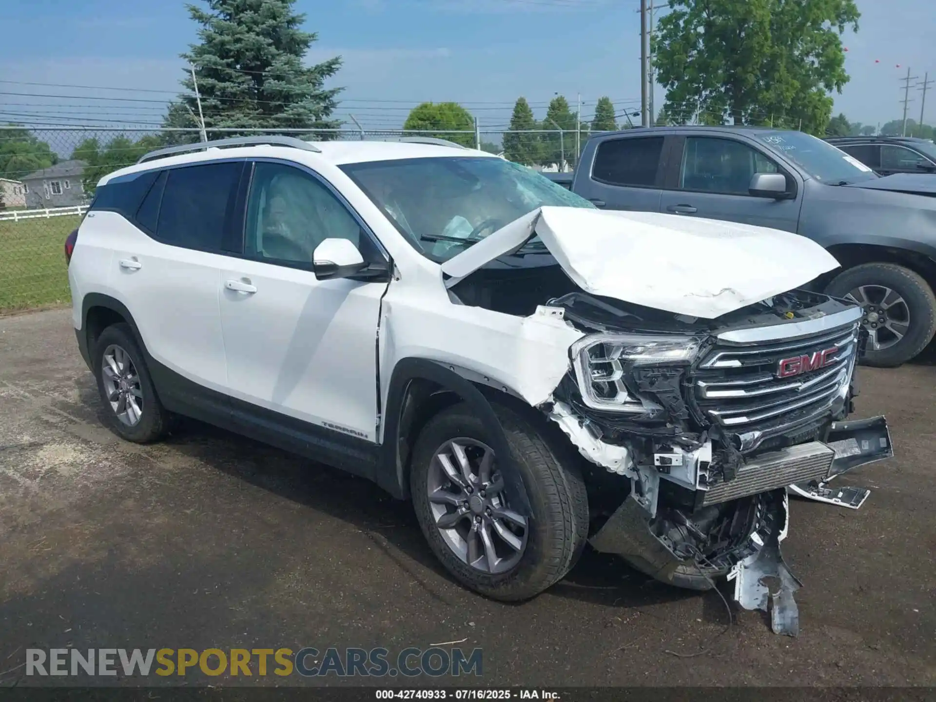 1 Photograph of a damaged car 3GKALVEG9RL351718 GMC TERRAIN 2024