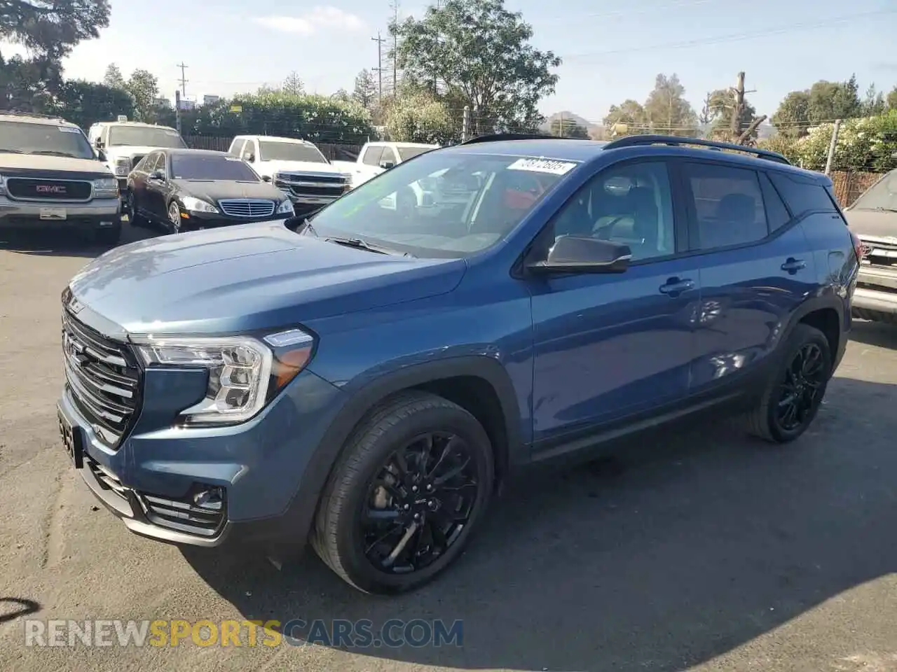 1 Photograph of a damaged car 3GKALVEGXRL134601 GMC TERRAIN 2024