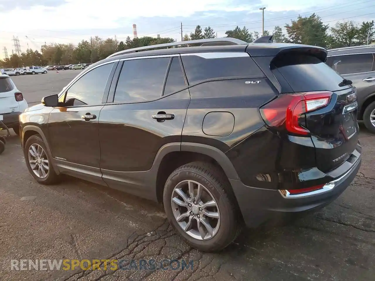 2 Photograph of a damaged car 3GKALVEGXRL180235 GMC TERRAIN 2024