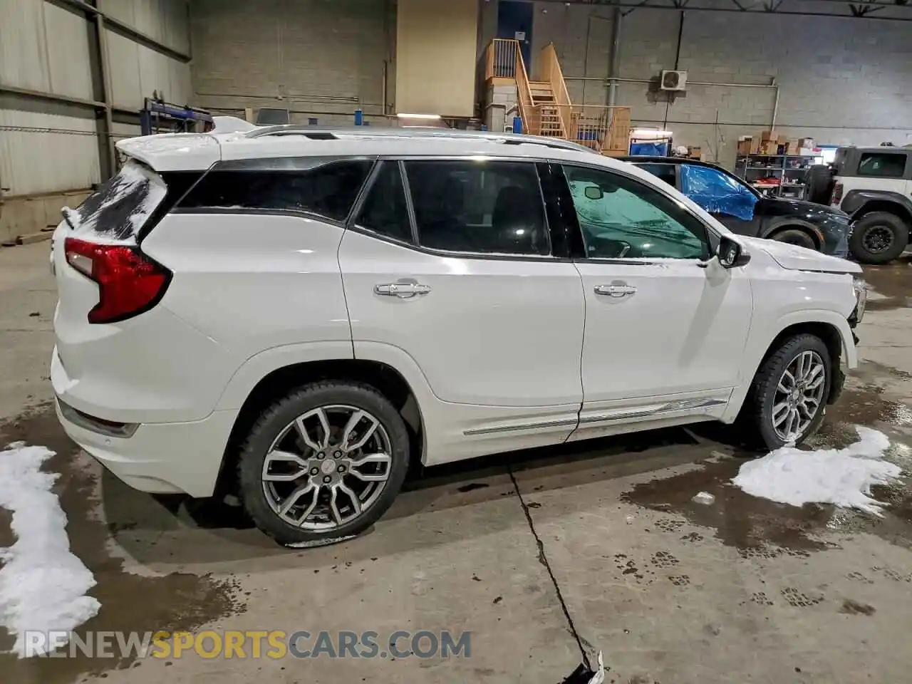 3 Фотография поврежденного автомобиля 3GKALXEG0RL179493 GMC TERRAIN 2024