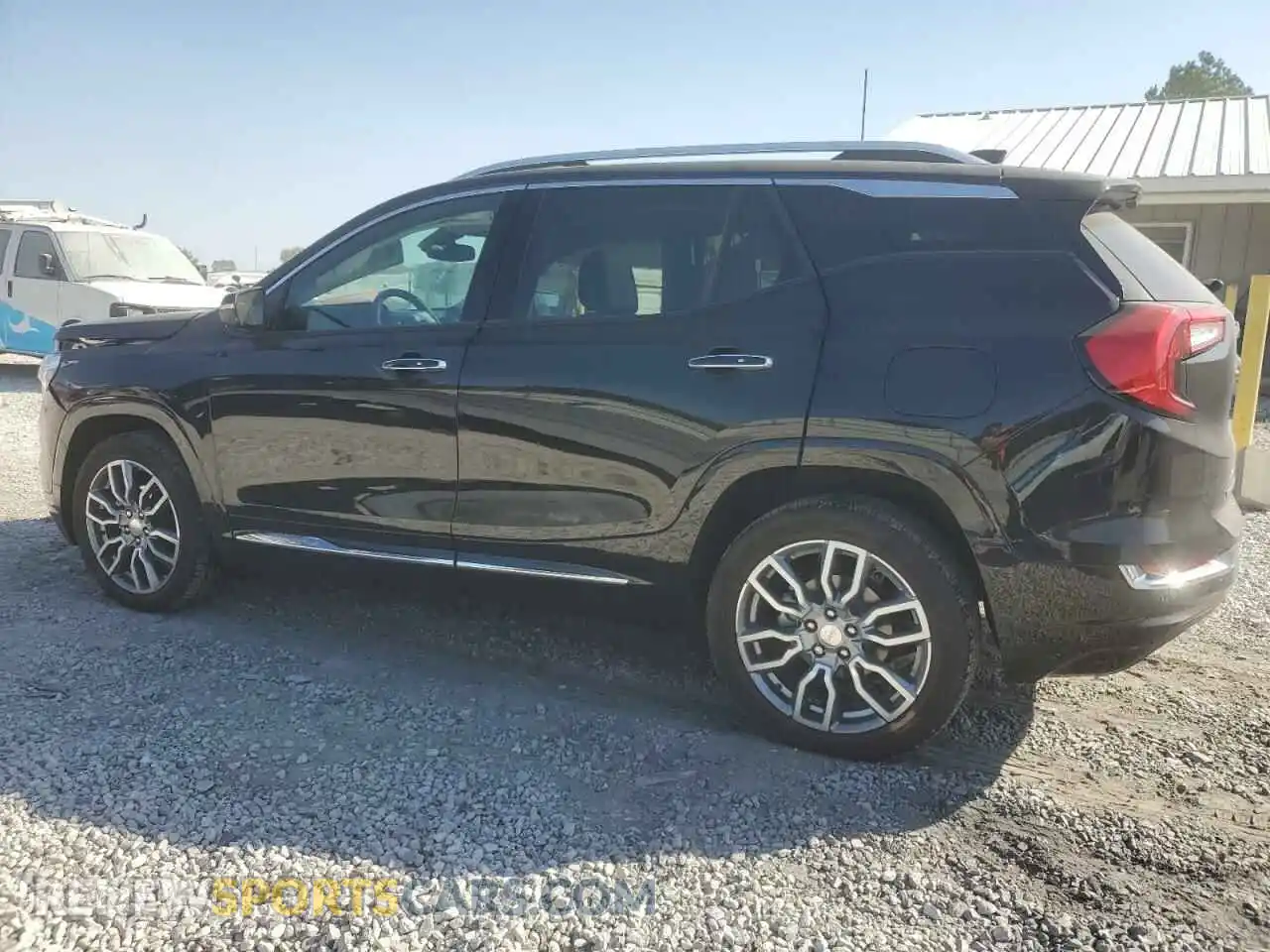 2 Photograph of a damaged car 3GKALXEG1RL355225 GMC TERRAIN 2024