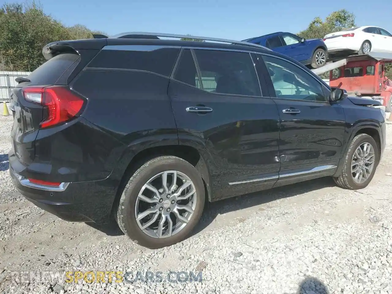 3 Photograph of a damaged car 3GKALXEG1RL355225 GMC TERRAIN 2024