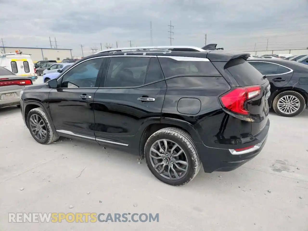 2 Photograph of a damaged car 3GKALXEG4RL383830 GMC TERRAIN 2024
