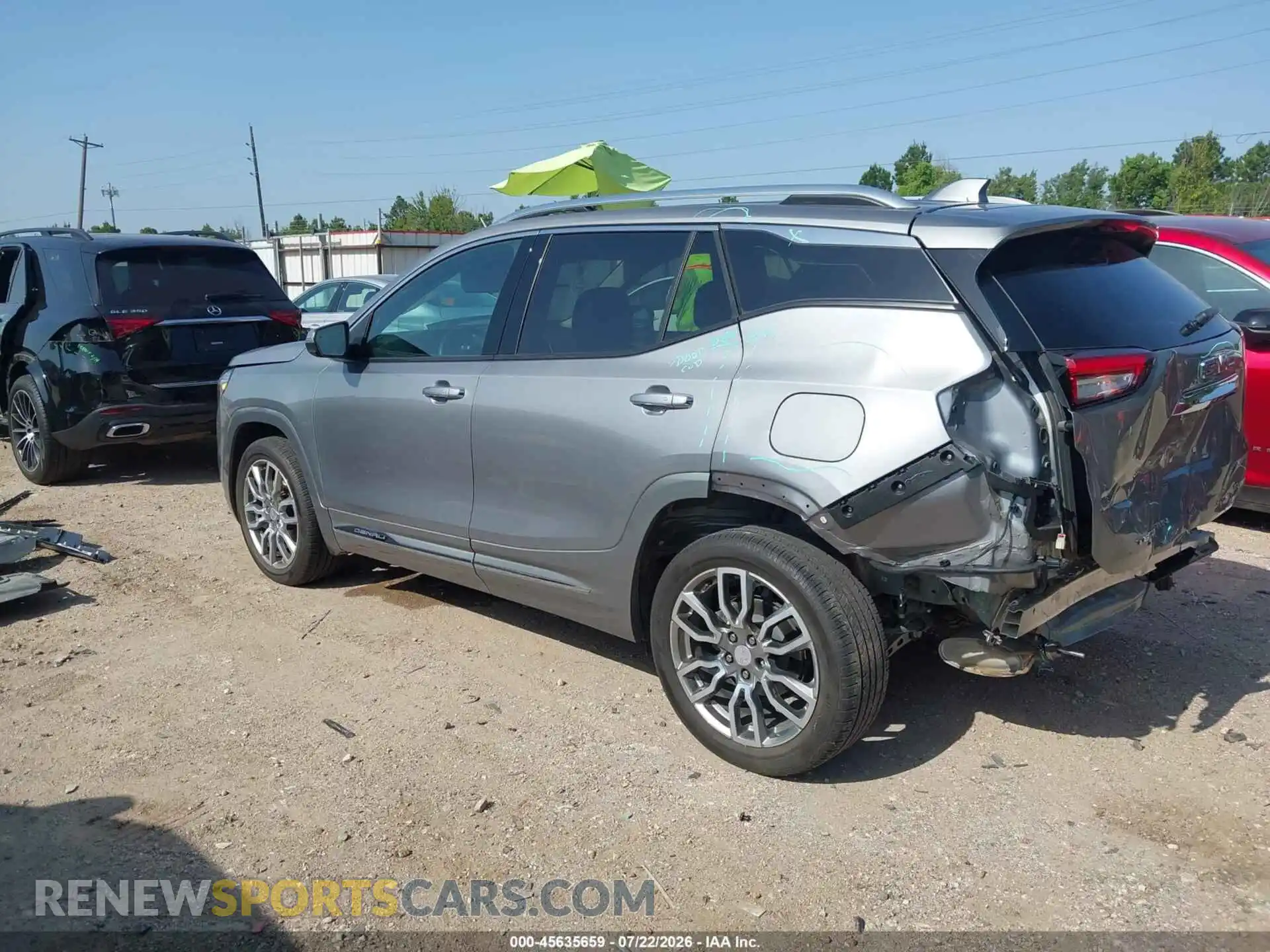 3 Photograph of a damaged car 3GKALXEG5RL151866 GMC TERRAIN 2024