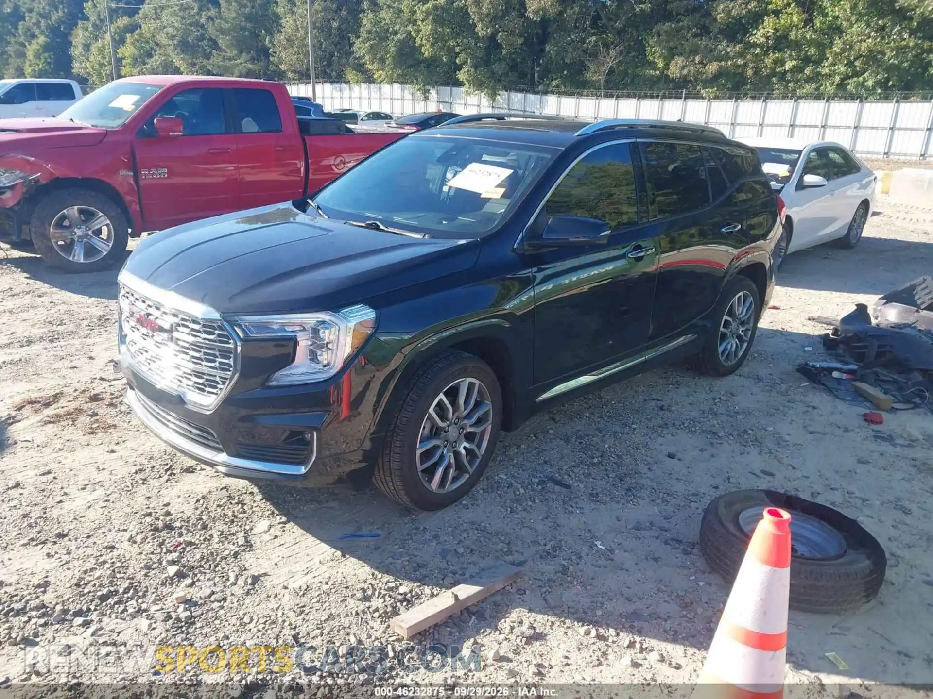2 Photograph of a damaged car 3GKALXEG6RL316890 GMC TERRAIN 2024