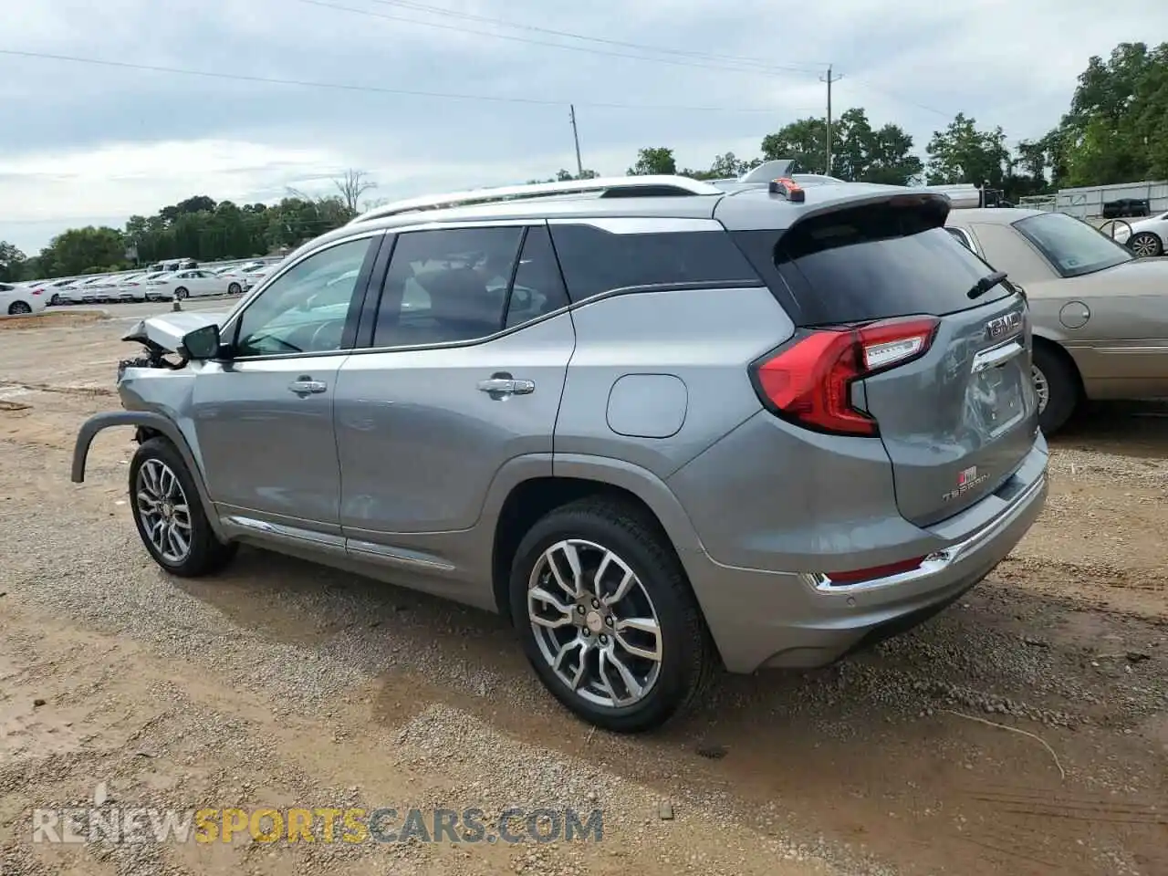 2 Photograph of a damaged car 3GKALXEG6RL396076 GMC TERRAIN 2024