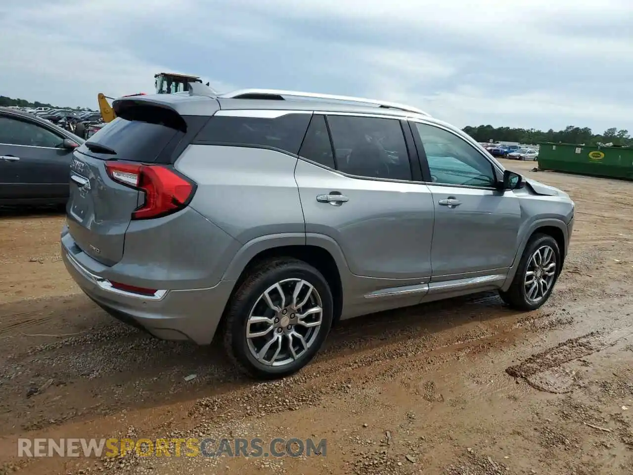 3 Photograph of a damaged car 3GKALXEG6RL396076 GMC TERRAIN 2024