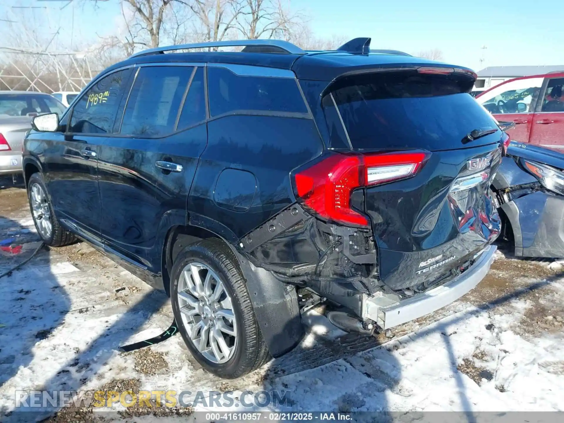 3 Photograph of a damaged car 3GKALXEG7RL286363 GMC TERRAIN 2024