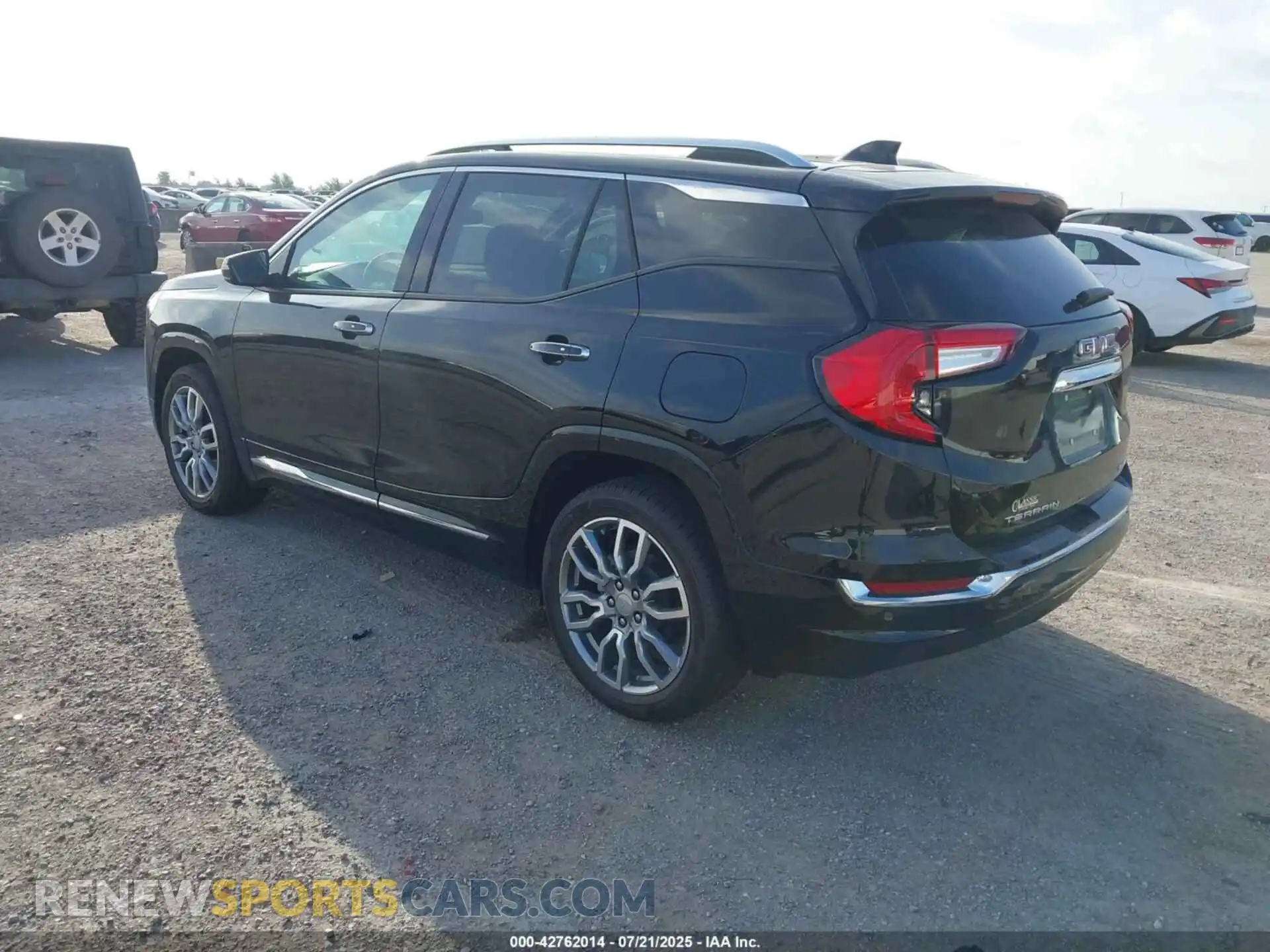 3 Photograph of a damaged car 3GKALXEG7RL334301 GMC TERRAIN 2024