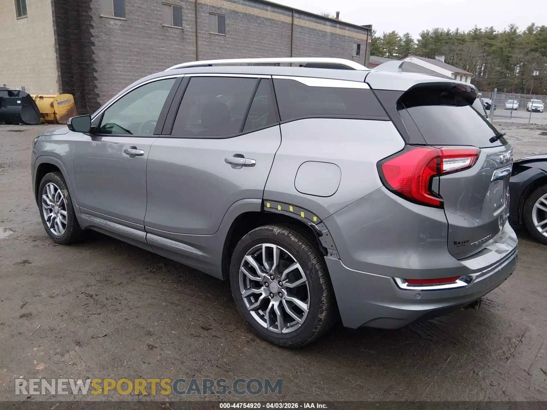 3 Photograph of a damaged car 3GKALXEG8RL149478 GMC TERRAIN 2024