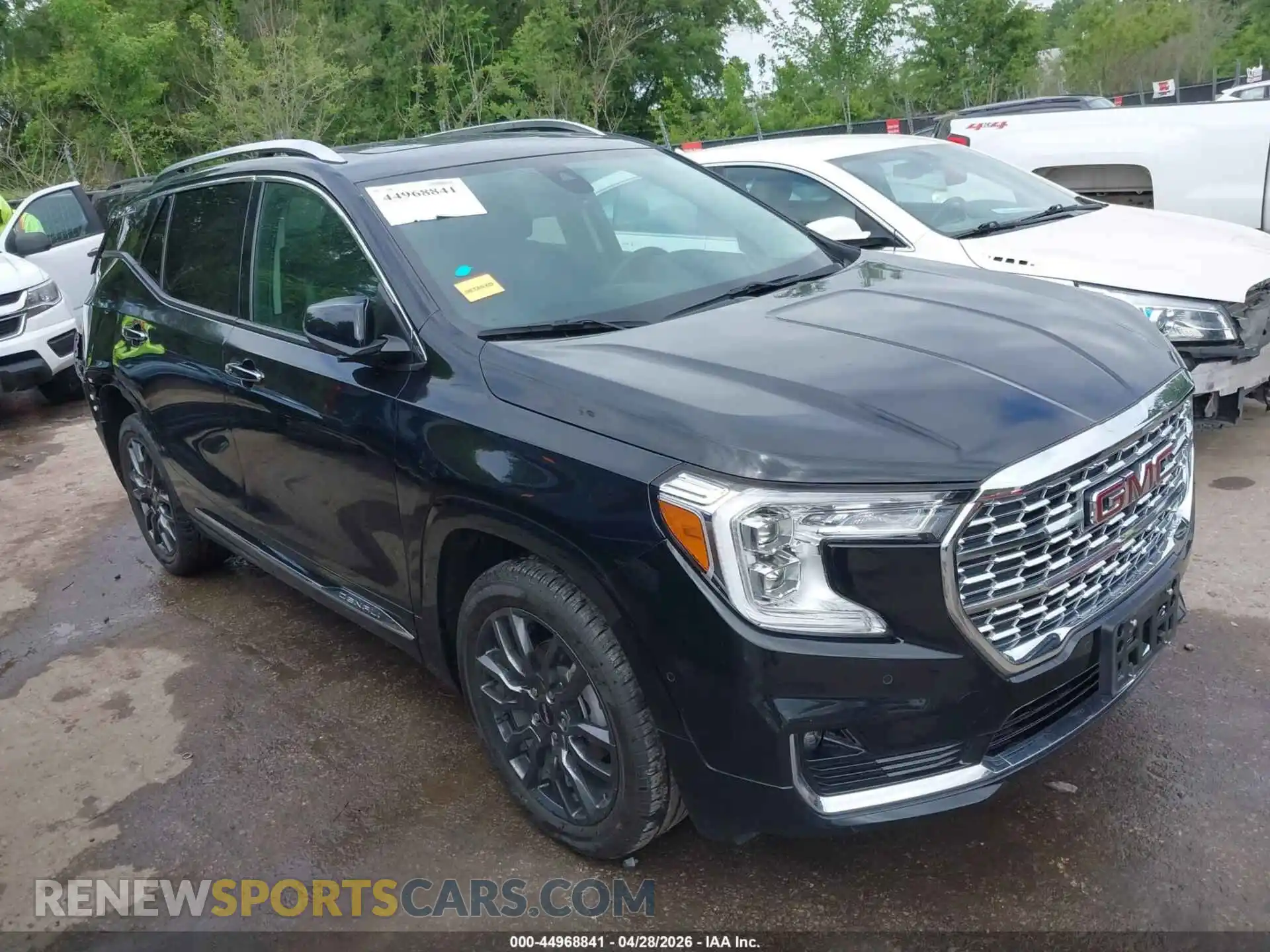 1 Photograph of a damaged car 3GKALXEG8RL240024 GMC TERRAIN 2024