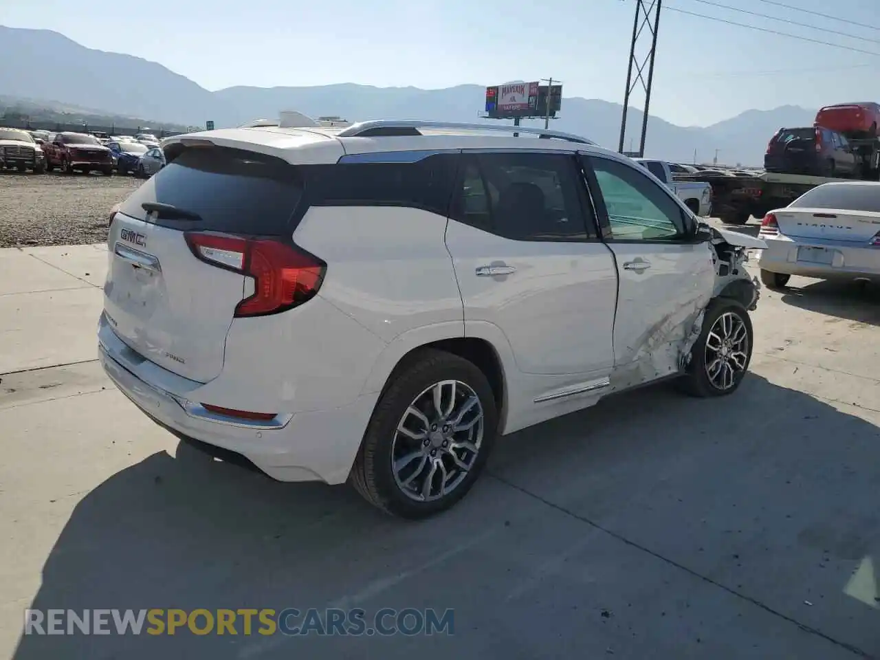 3 Photograph of a damaged car 3GKALXEG8RL259754 GMC TERRAIN 2024