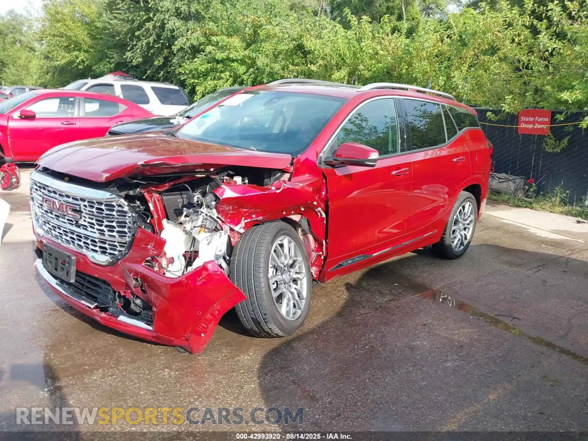 2 Photograph of a damaged car 3GKALXEG9RL398968 GMC TERRAIN 2024