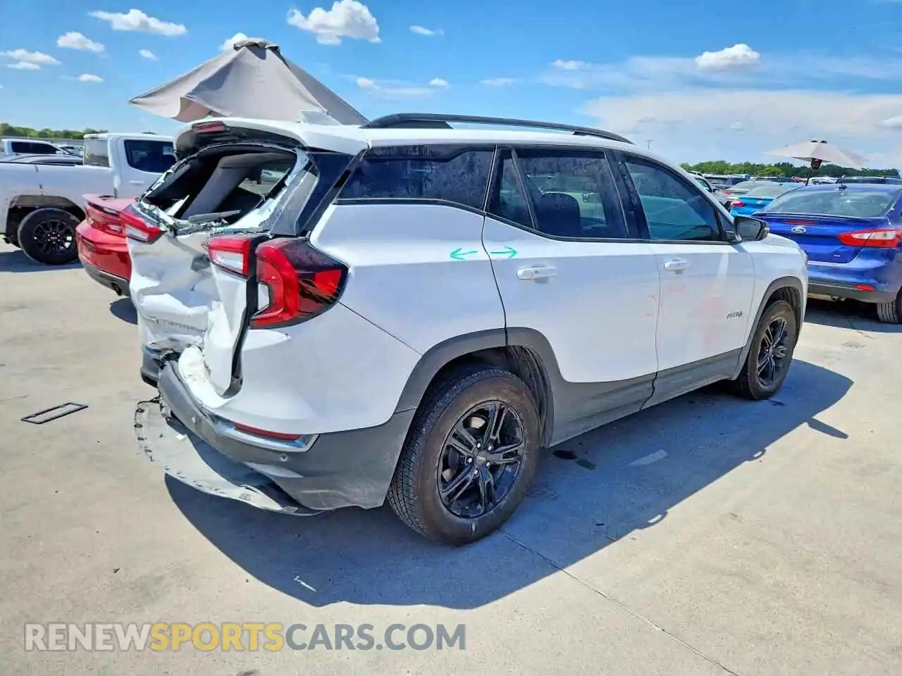 3 Photograph of a damaged car 3GKALYEG2RL211592 GMC TERRAIN 2024