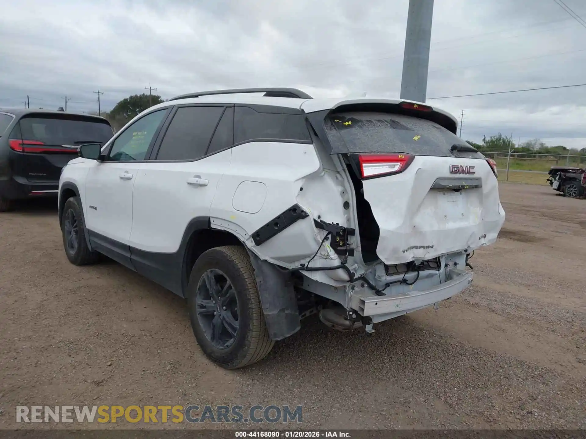 3 Фотография поврежденного автомобиля 3GKALYEG8RL263289 GMC TERRAIN 2024
