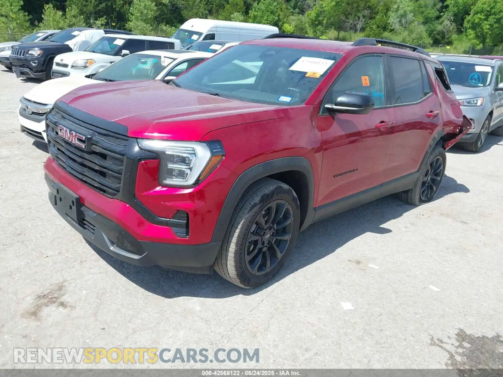 2 Photograph of a damaged car 3GKALUEG2SL275453 GMC TERRAIN 2025