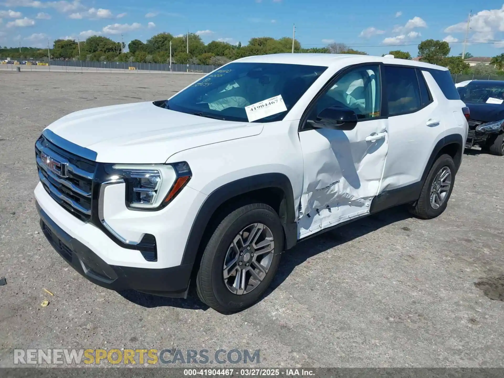 2 Photograph of a damaged car 3GKALUEG3SL229940 GMC TERRAIN 2025