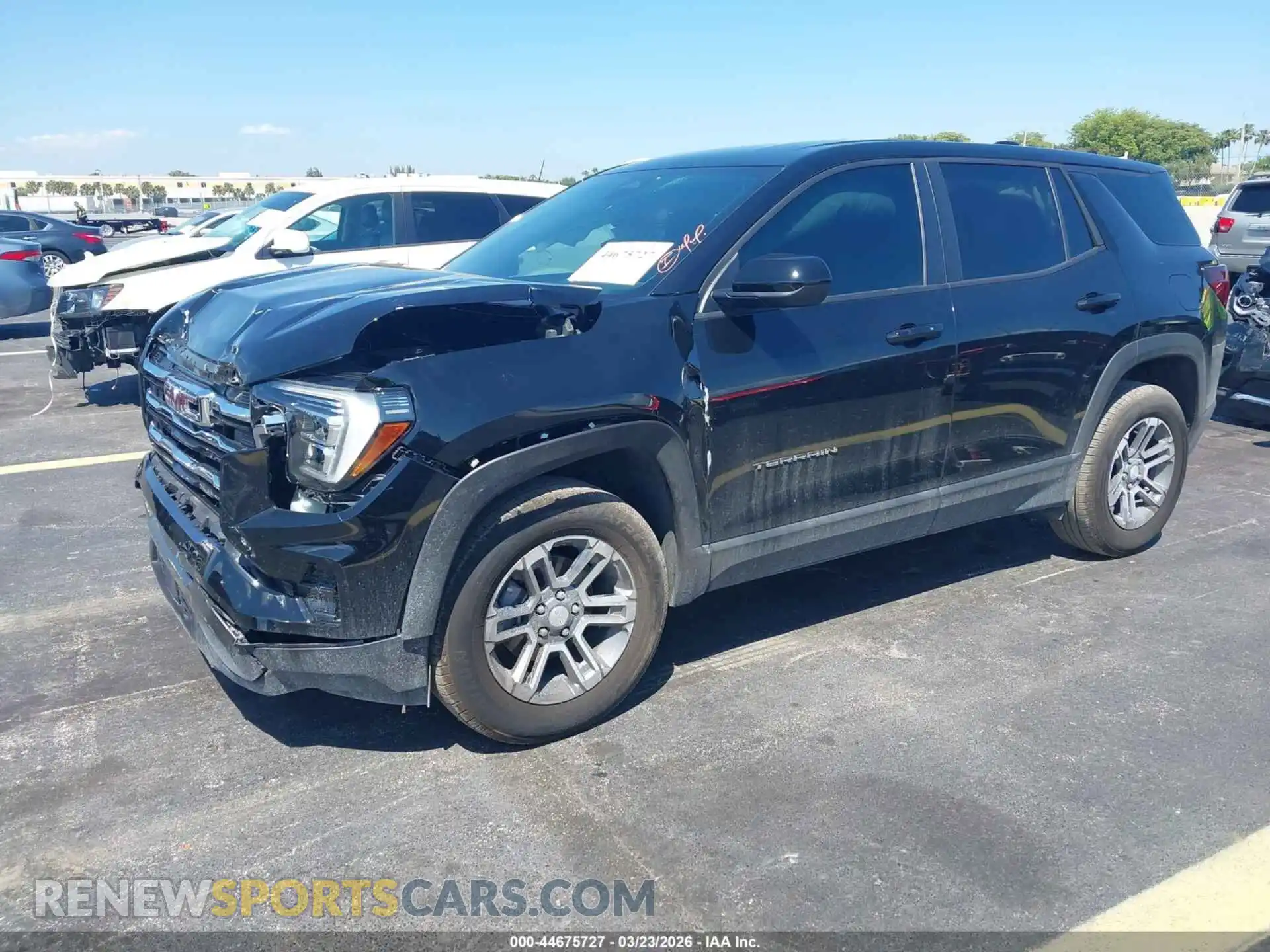 2 Photograph of a damaged car 3GKALUEG3SL256653 GMC TERRAIN 2025