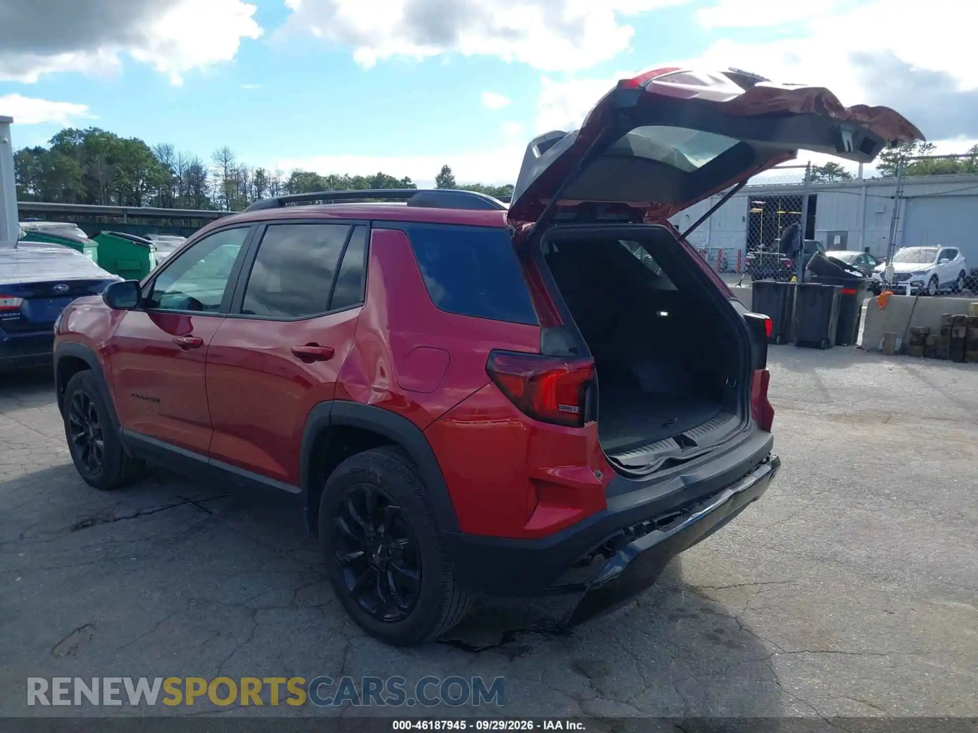 3 fotografías del automóvil dañado 3GKALUEG5SL190333 GMC TERRAIN 2025