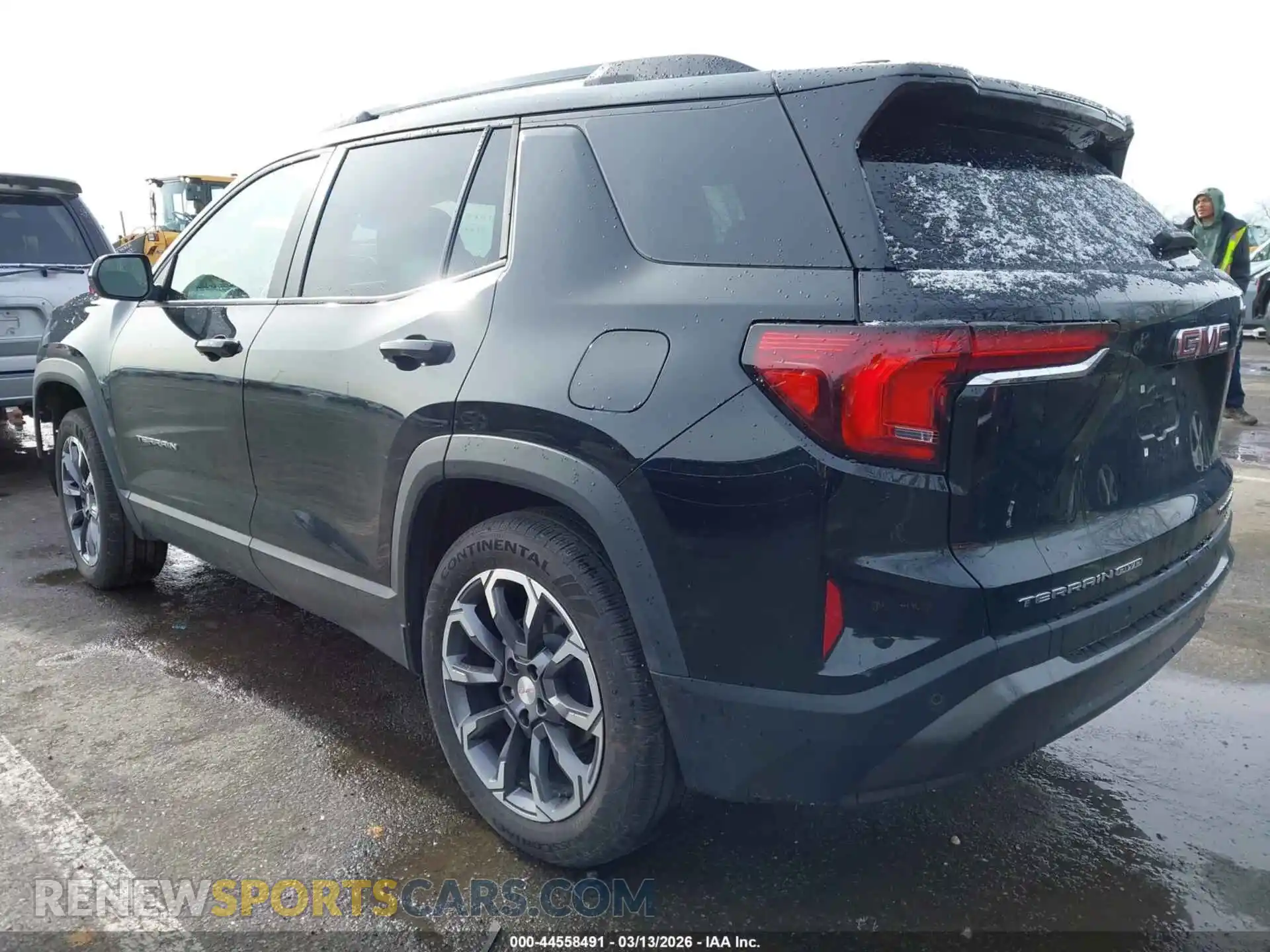 3 Photograph of a damaged car 3GKALUEG7SL253383 GMC TERRAIN 2025