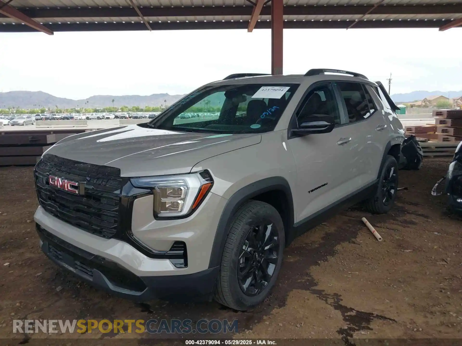 2 fotografías del automóvil dañado 3GKALUEG8SL215757 GMC TERRAIN 2025