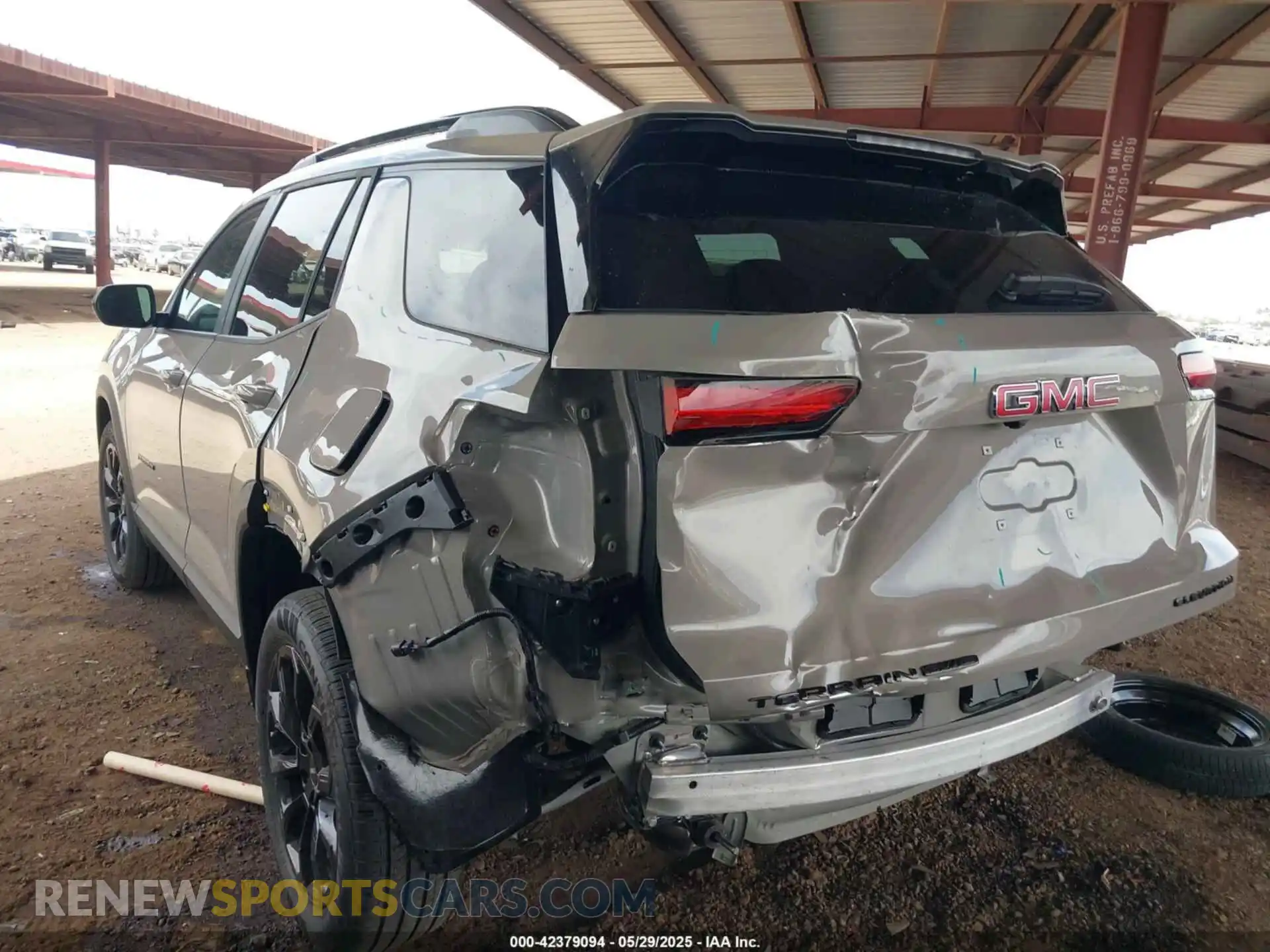 3 fotografías del automóvil dañado 3GKALUEG8SL215757 GMC TERRAIN 2025