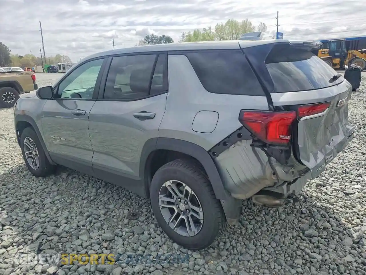 2 Photograph of a damaged car 3GKALUEG8SL232672 GMC TERRAIN 2025