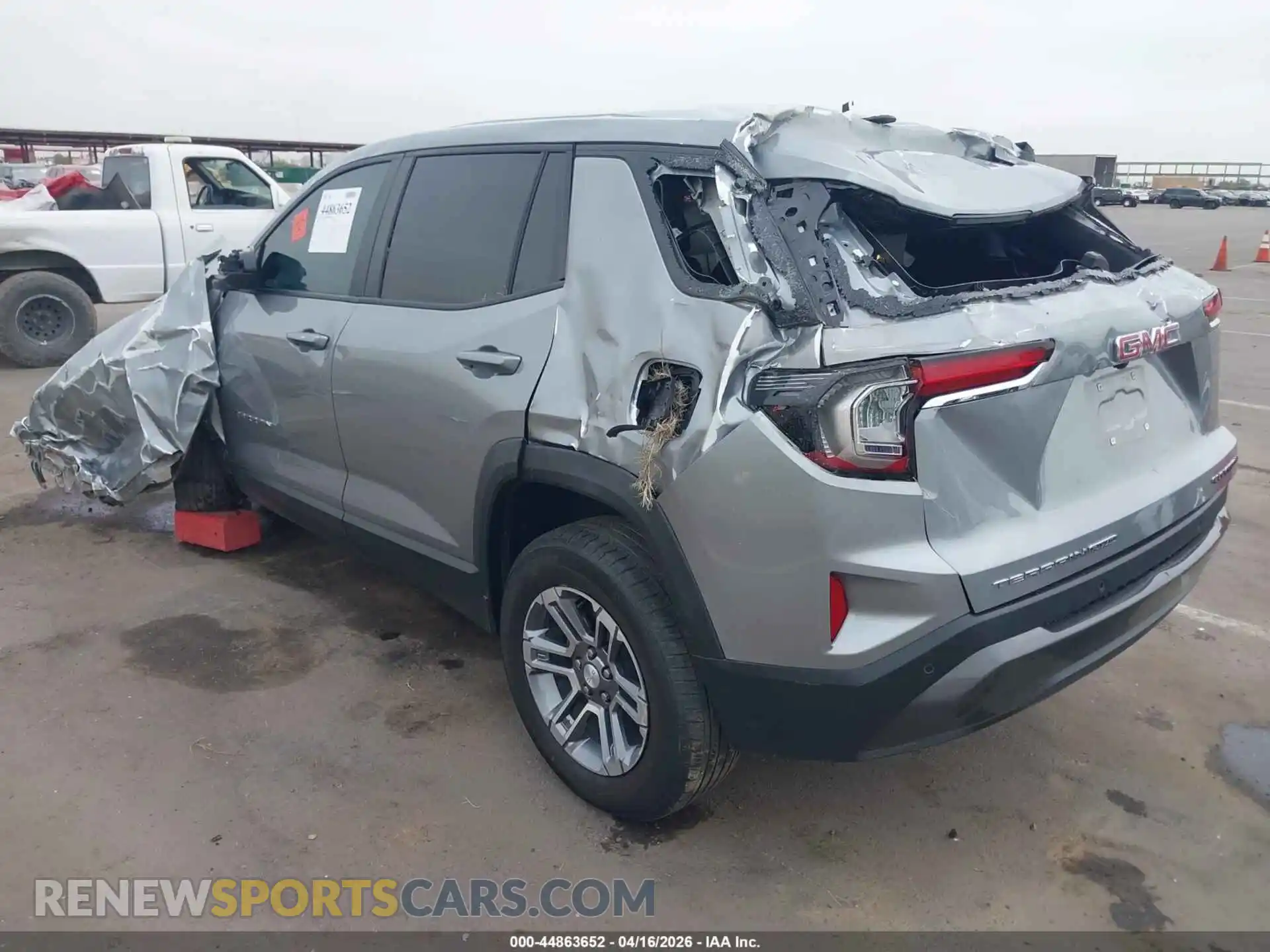 3 Фотография поврежденного автомобиля 3GKALUEGXSL299239 GMC TERRAIN 2025